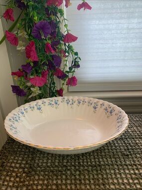 Vintage Royal Albert Memory Lane Floral Serving Bowl with Gold Trim